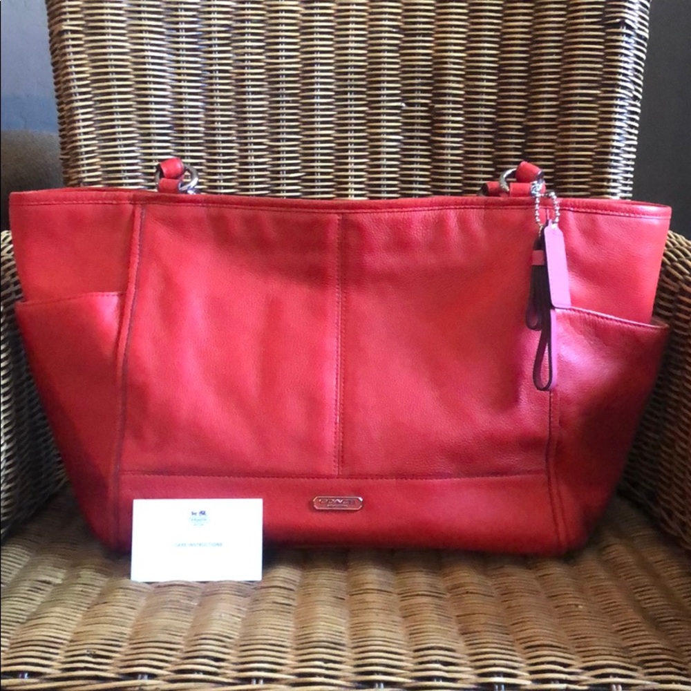 BRAND NEW Coach Park Leather Carrie Tote